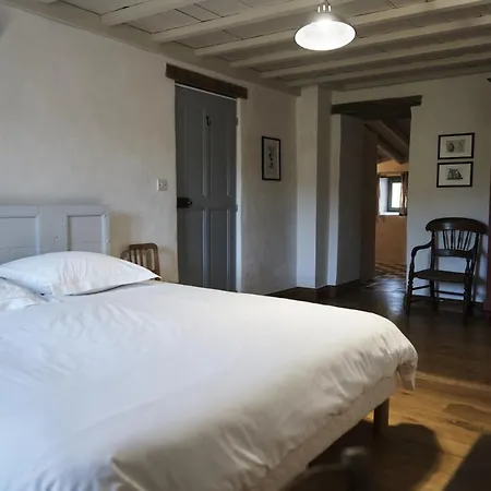 La Cour Du Marronnier Guest house 3*