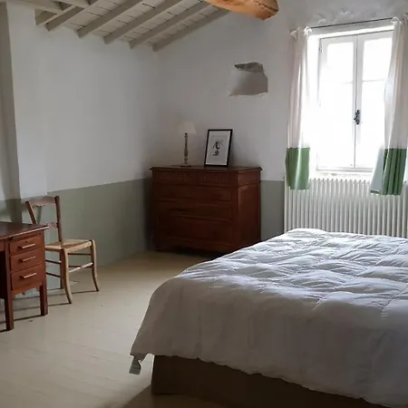 La Cour Du Marronnier 3*